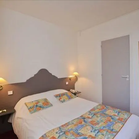 Logis Le Bourbon 酒店 Yssingeaux