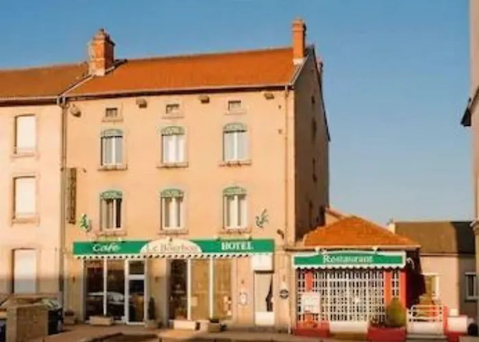 ホテル Logis Le Bourbon