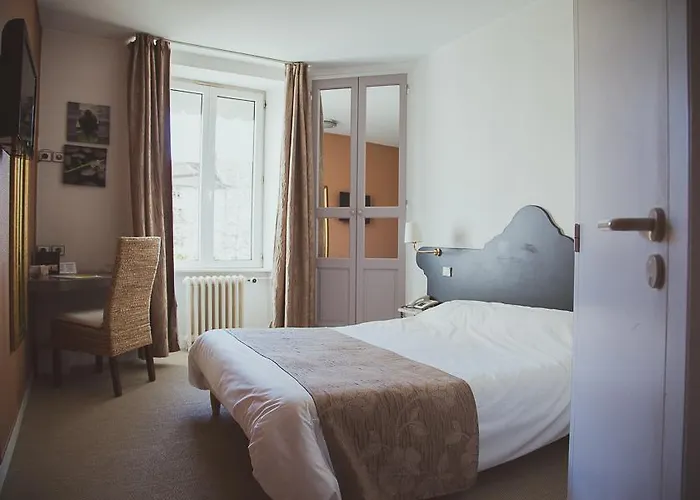 Logis Le Bourbon 3* Yssingeaux